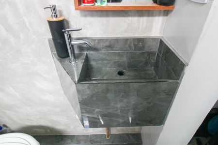 Casa à venda com 116m², 2 quartos e 1 vagaBanheiro Suíte