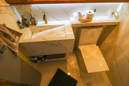 Casa à venda com 116m², 2 quartos e 1 vagaBanheiro de Serviço