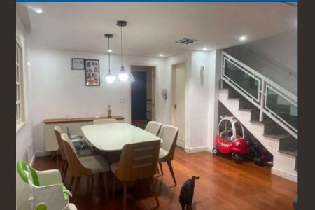 Casa para alugar com 330m², 2 quartos e 3 vagas