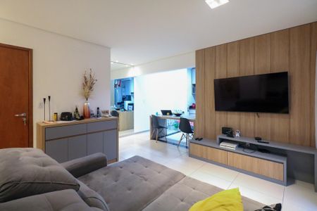 Apartamento à venda com 74m², 2 quartos e 1 vaga Apartamento à venda com 74m², 2 quartos e 1 vagaSala