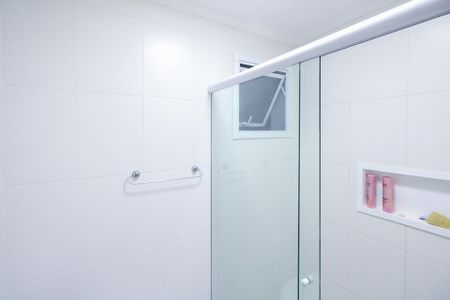 Apartamento à venda com 74m², 2 quartos e 1 vaga Apartamento à venda com 74m², 2 quartos e 1 vagaBanheiro da Suíte