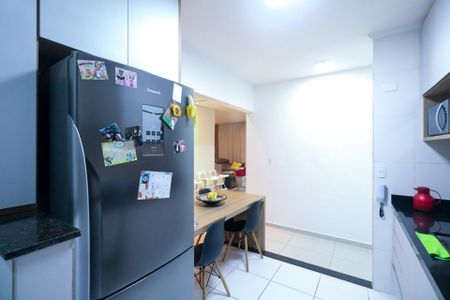 Apartamento à venda com 74m², 2 quartos e 1 vaga Apartamento à venda com 74m², 2 quartos e 1 vagaCozinha