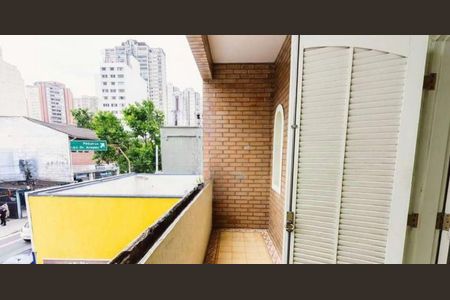 Casa para alugar com 250m², 3 quartos e 2 vagas