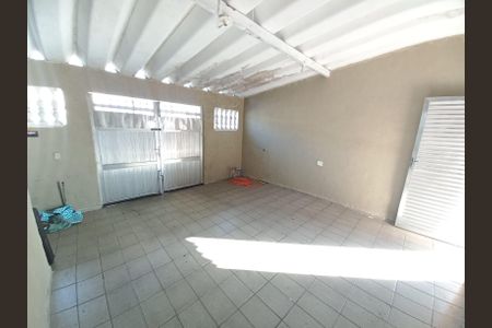 Casa para alugar com 96m², 2 quartos e 1 vaga Casa para alugar com 96m², 2 quartos e 1 vagaGaragem