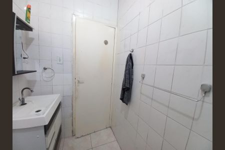 Casa para alugar com 96m², 2 quartos e 1 vaga Casa para alugar com 96m², 2 quartos e 1 vagaBanheiro