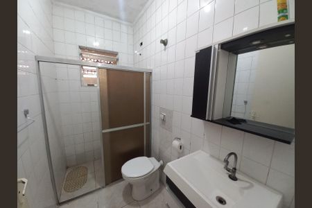 Casa para alugar com 96m², 2 quartos e 1 vaga Casa para alugar com 96m², 2 quartos e 1 vagaBanheiro