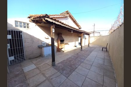 Casa para alugar com 96m², 2 quartos e 1 vaga Casa para alugar com 96m², 2 quartos e 1 vagaChurrasqueira