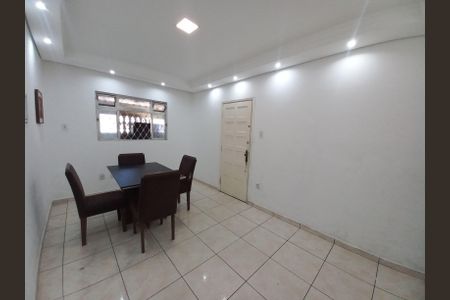 Casa para alugar com 96m², 2 quartos e 1 vaga Casa para alugar com 96m², 2 quartos e 1 vagaSala