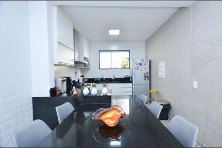 Casa à venda com 360m², 5 quartos e 4 vagasCozinha