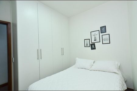 Casa à venda com 360m², 5 quartos e 4 vagasQuarto 1