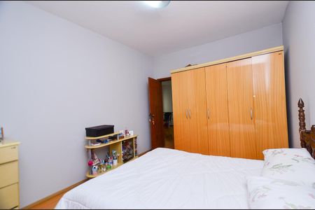 Casa à venda com 360m², 5 quartos e 4 vagasQuarto 4