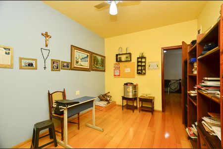 Casa à venda com 360m², 5 quartos e 4 vagasQuarto 3