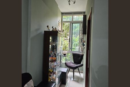 Apartamento à venda com 76m², 3 quartos e 1 vagaSala