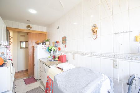 Apartamento para alugar com 76m², 2 quartos e 1 vagaCozinha e Área de Serviço