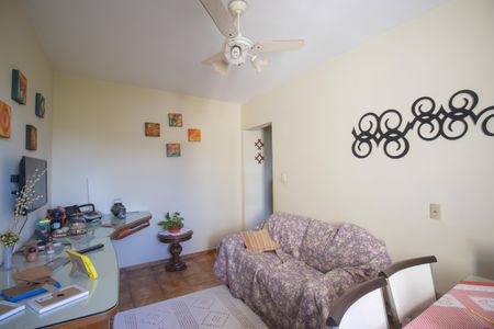 Apartamento para alugar com 76m², 2 quartos e 1 vagaSala