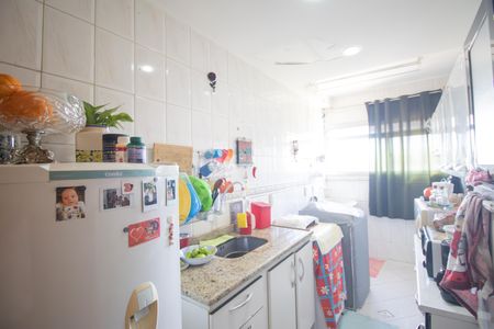 Apartamento para alugar com 76m², 2 quartos e 1 vagaCozinha e Área de Serviço