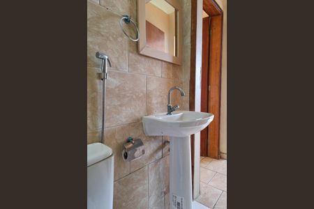 Casa à venda com 150m², 4 quartos e 2 vagasBanheiro Social