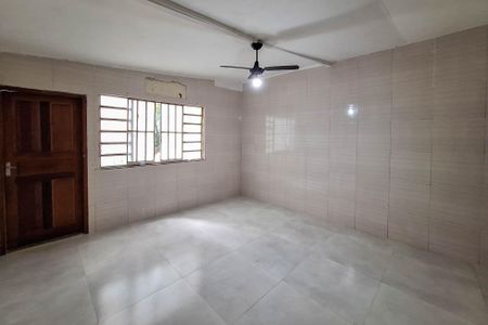 Casa à venda com 150m², 4 quartos e 2 vagasSuíte 1