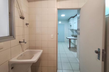 Apartamento à venda com 115m², 3 quartos e 1 vagaÁrea de Serviço