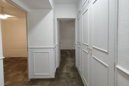 Apartamento à venda com 115m², 3 quartos e 1 vagaCorredor - Quartos
