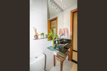 Apartamento à venda com 178m², 3 quartos e 2 vagasBanheiro 