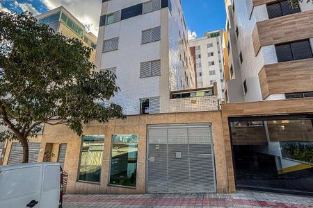 Apartamento à venda com 178m², 3 quartos e 2 vagasFachada