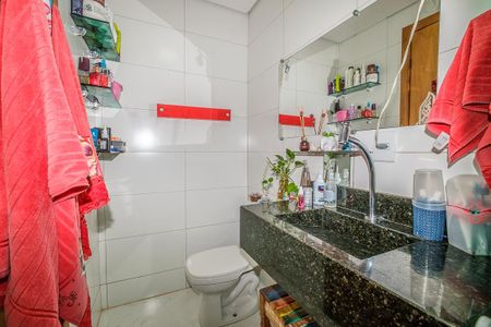 Apartamento à venda com 178m², 3 quartos e 2 vagasBanheiro da Suíte