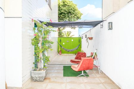 Apartamento à venda com 178m², 3 quartos e 2 vagasÁrea Externa