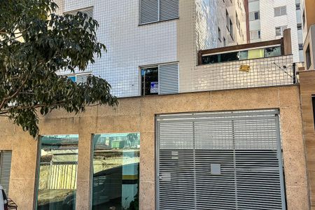 Apartamento à venda com 178m², 3 quartos e 2 vagasFachada