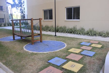 Apartamento para alugar com 32m², 2 quartos e sem vagaÁrea comum - Playground