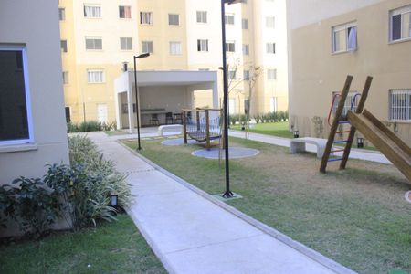 Apartamento para alugar com 32m², 2 quartos e sem vagaÁrea comum - Playground