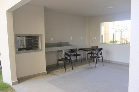 Apartamento para alugar com 32m², 2 quartos e sem vagaÁrea comum - Churrasqueira