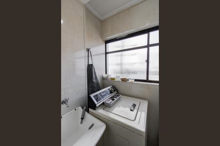 Apartamento à venda com 45m², 2 quartos e 1 vaga Apartamento à venda com 45m², 2 quartos e 1 vagaÁrea de Serviço