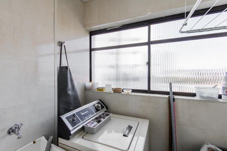 Apartamento à venda com 45m², 2 quartos e 1 vaga Apartamento à venda com 45m², 2 quartos e 1 vagaÁrea de Serviço