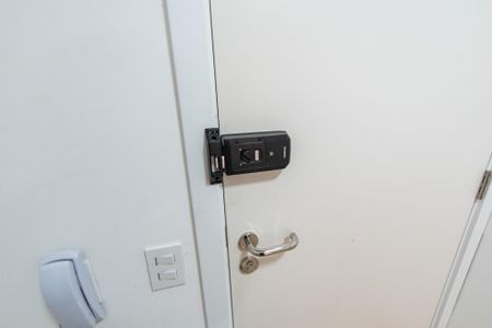 Studio à venda com 33m², 1 quarto e sem vagaFechadura eletrônica