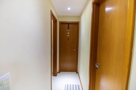 Apartamento à venda com 99m², 3 quartos e 2 vagasCorredor
