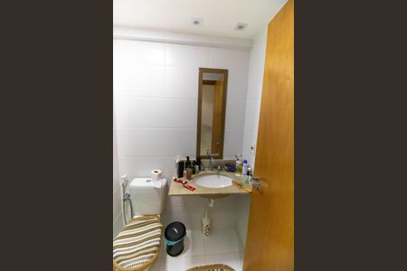 Apartamento à venda com 99m², 3 quartos e 2 vagasBanheiro Social