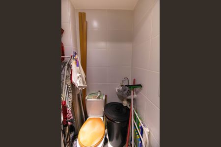 Apartamento à venda com 99m², 3 quartos e 2 vagasBanheiro de serviço