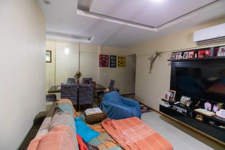 Apartamento à venda com 99m², 3 quartos e 2 vagasSala