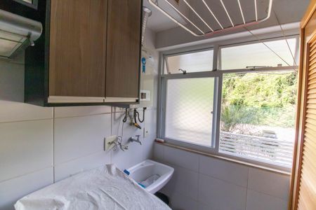 Apartamento à venda com 99m², 3 quartos e 2 vagasCozinha e Área de Serviço