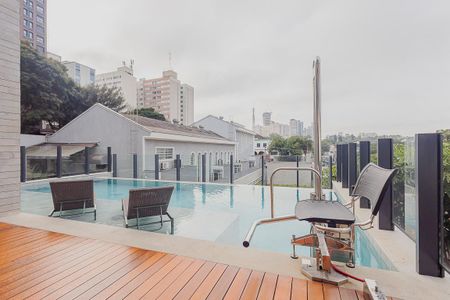 Studio à venda com 27m², 1 quarto e sem vagaPiscina