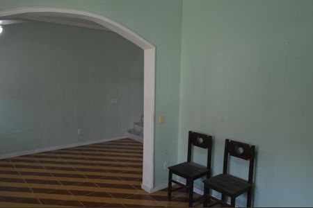 Casa de condomínio à venda com 223m², 3 quartos e 2 vagasSala 2