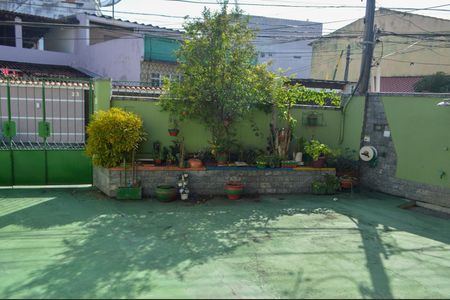 Casa de condomínio à venda com 223m², 3 quartos e 2 vagasJardim