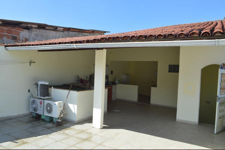 Casa de condomínio à venda com 223m², 3 quartos e 2 vagasTerraço