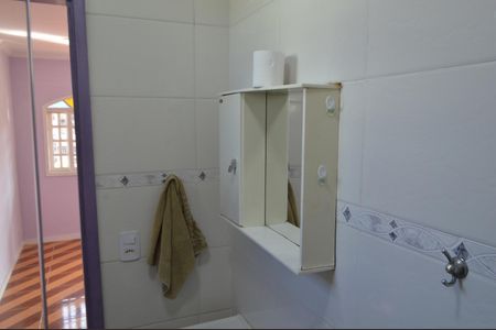 Casa de condomínio à venda com 223m², 3 quartos e 2 vagasBanheiro da Suíte 1