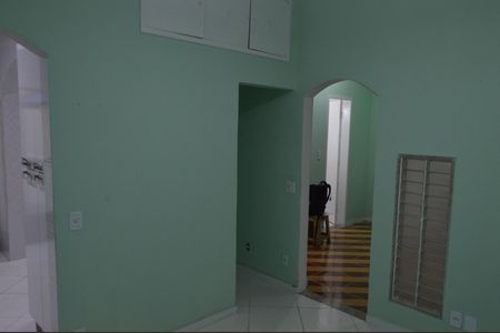 Casa de condomínio à venda com 223m², 3 quartos e 2 vagasSala 3