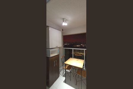 Apartamento à venda com 31m², 2 quartos e sem vaga Apartamento à venda com 31m², 2 quartos e sem vagaVaranda