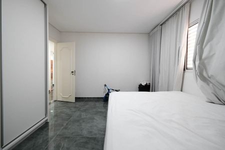 Apartamento à venda com 650m², 5 quartos e 2 vagasQuarto 2