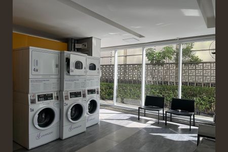 Studio para alugar com 79m², 1 quarto e 1 vagaLavanderia