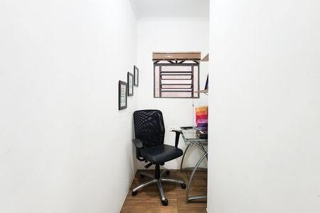Casa para alugar com 80m², 2 quartos e 1 vaga Casa para alugar com 80m², 2 quartos e 1 vagaEscritório